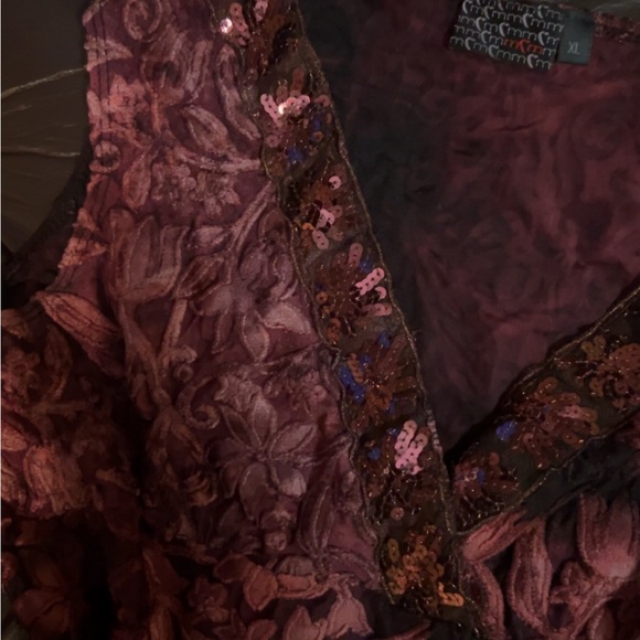 Elegant Maroon Floral Lace Blouse - Picture 2 of 4